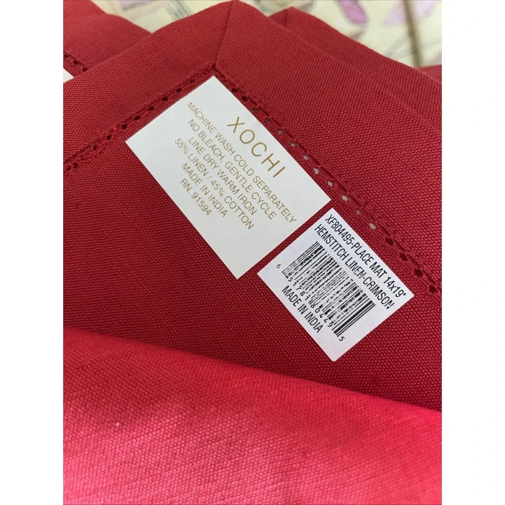 (12) NEW RED PLACEMATS LINEN BLEND XOCHI Christmas Holiday